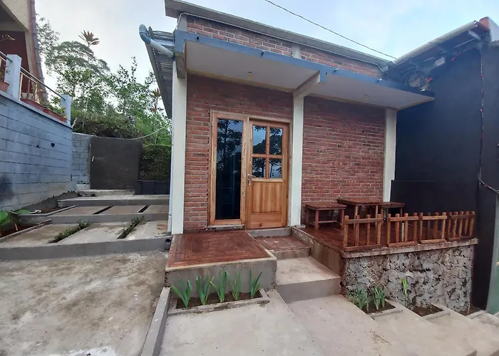 Agora Home